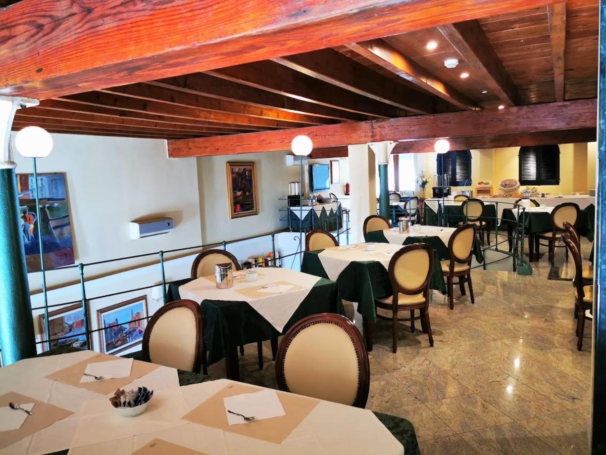 Hotel Hieracon Carloforte  Eksteriør billede